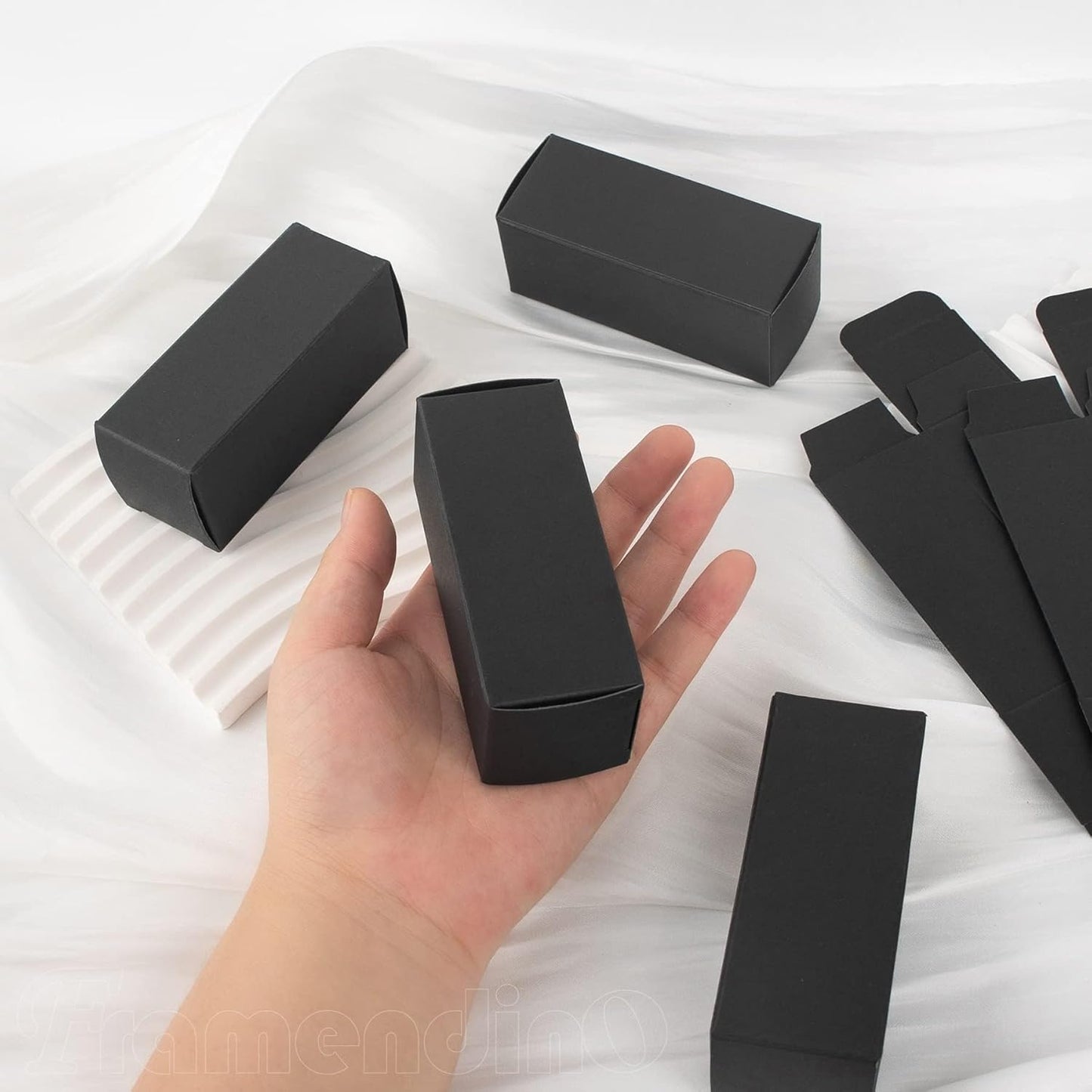 , 50 Pack Black Kraft Paper Lipstick Boxes Rectangle Lipstick Bottle Boxes Reusable Lip Balm Packaging Cases Gift Wrapping Box for DIY Gift Packaging (3.54X1.41X1.41)